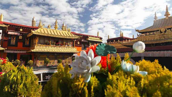 Những lưu ý khi ghé thăm chùa Jokhang Tây Tạng