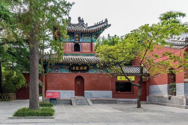 Chùa Bạch Mã đã trở thành một khu Phật giáo quốc tế độc đáo