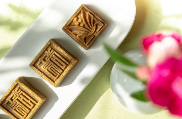 Bánh đậu vàng (wān dòu huáng) là món tráng miệng đặc biệt