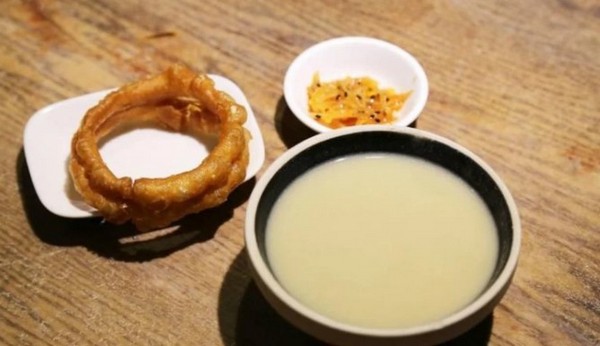 Nước Đậu (dòu zhī) – thức uống phổ biến nhưng vô cùng