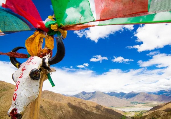 Chinh phục độ cao 4.990 mét tại Đèo Kamba La là một hành trình đầy thử thách