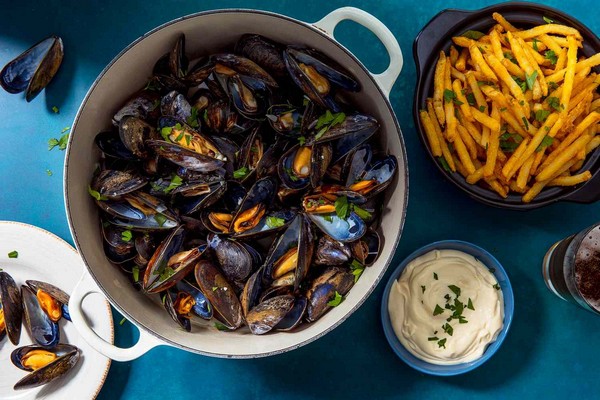 Moules-friteslà món ăn đặc sản “đỉnh của chóp”