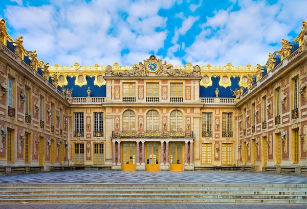 Cung điện Versailles lộng lẫy