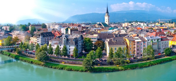 Trái tim của Villach còn ẩn chứa một kho tàng kiến trúc cổ kính