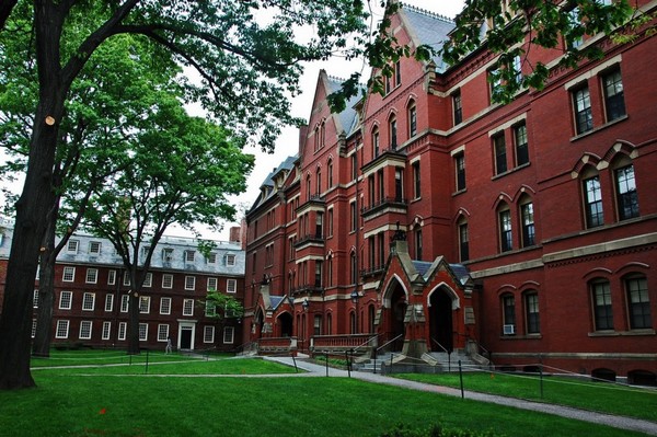 Check-in Đại học Harvard khi đi du lịch bờ đông Mỹ