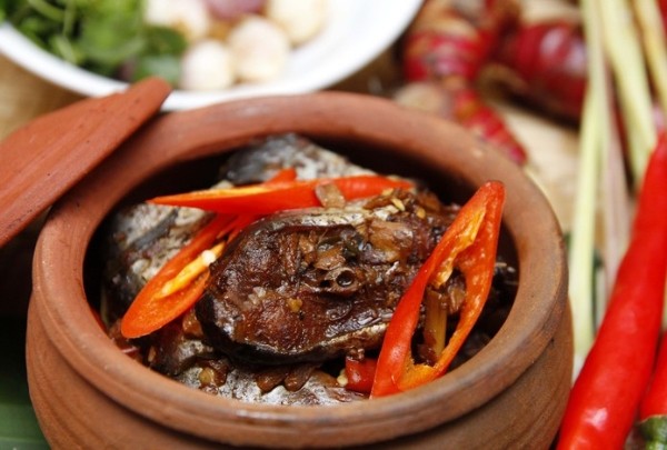 Món cá kho nổi tiếng với quy trình chế biến cầu kỳ