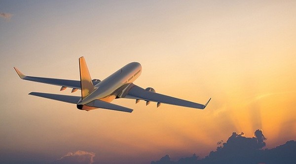 Du khách có thể bay đến sân bay quốc tế Vinh (Nghệ An) - sân bay gần nhất