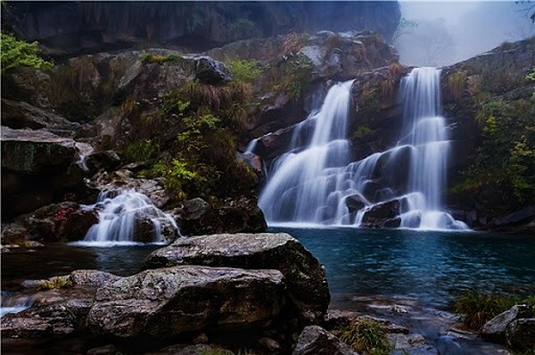 Vườn quốc gia Lushan đẹp như một bức tranh thiên nhiên hùng vĩ
