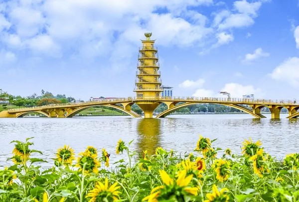 Công viên Văn Lang được ví như “lá phổi xanh” của Phú Thọ