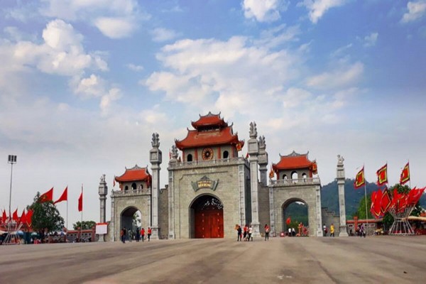  Khu di tích Đền Hùng, mảnh đất Phong Châu huyền thoại
