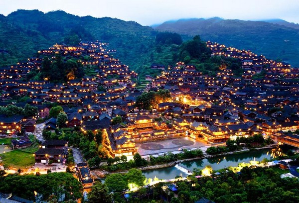 Du lịch Tây Giang – Khám phá vẻ đẹp của làng cổ người Miêu hơn 1.700 tuổi