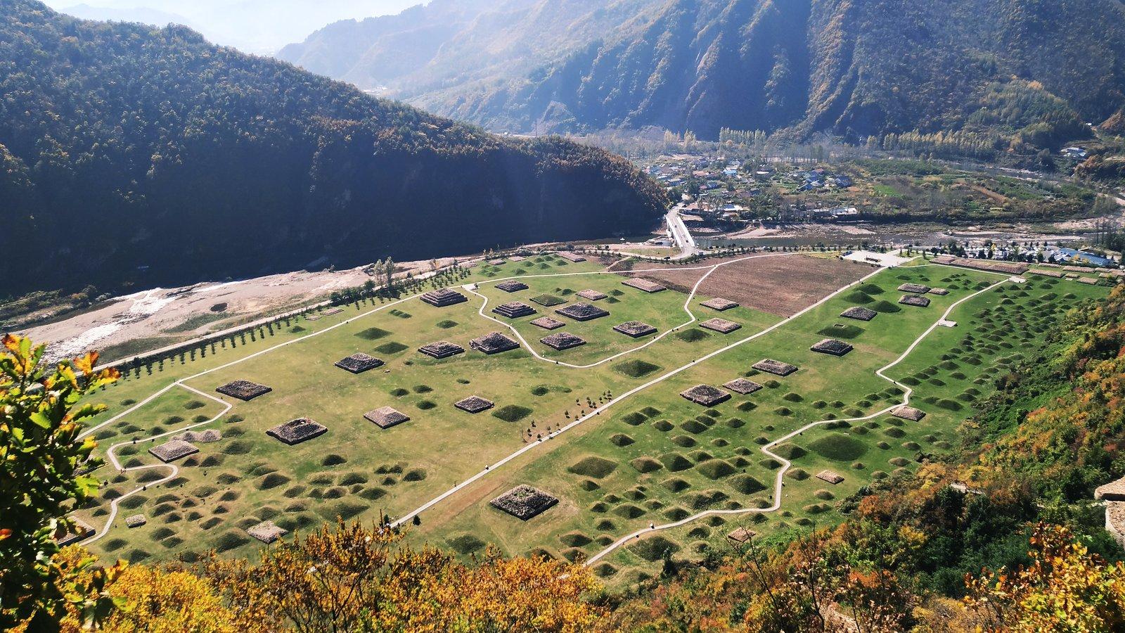 1 phần quần thể 10.000 lăng mộ của Cao Câu Ly 