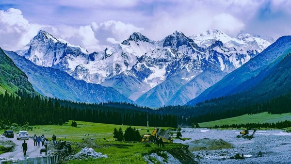 Chi phí vận chuyển từ Nam Tân Cương lên phía Bắc giảm đi đáng kể