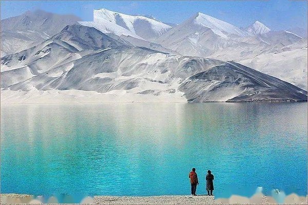 Baishahu nằm ẩn mình trên dãy núi Karakoram hùng vĩ
