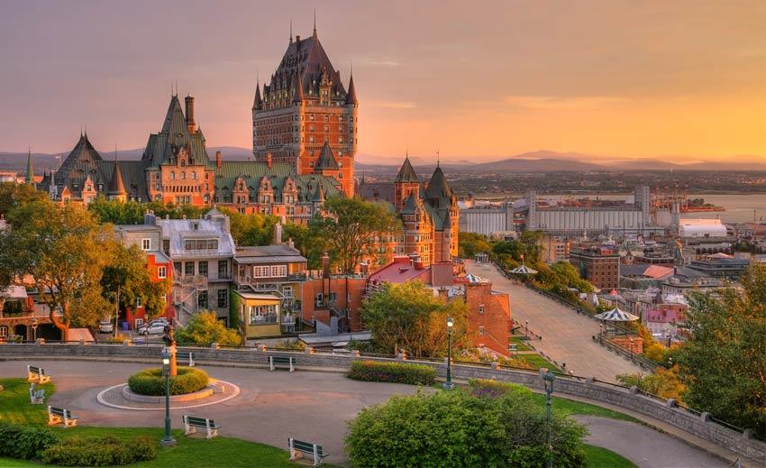 Thành phố Quebec tựa thế giới cổ tích