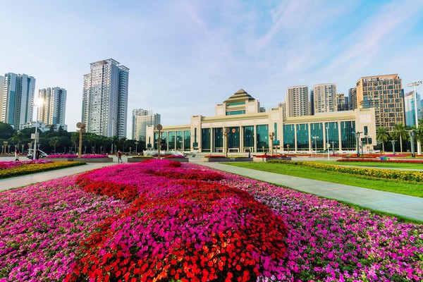 Vườn hoa khoe sắc tại Quảng trường Dân Tộc – Nam Ninh Trung Quốc