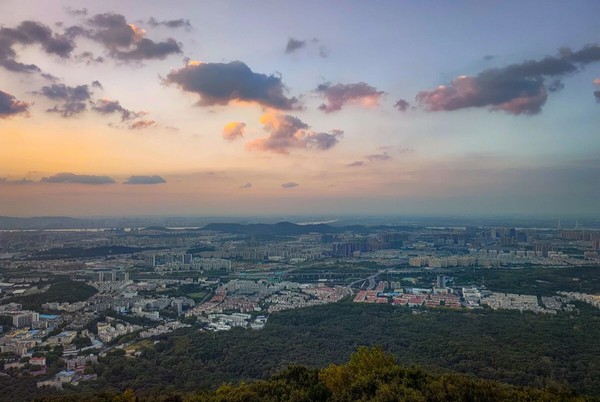 Khám phá núi Zijin Shan cùng Kim Liên Travel