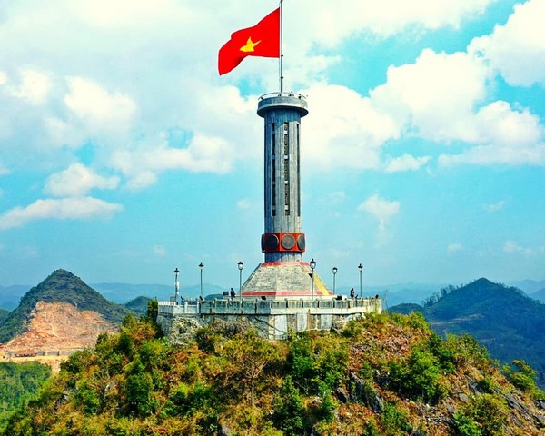 Cột cờ Lũng Cú – Hà Giang