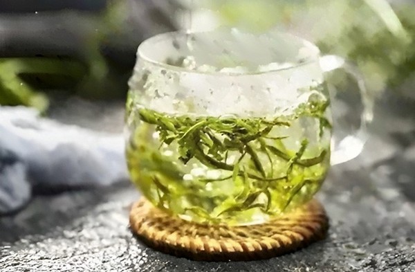 Trà Lạc Dương nổi tiếng với hương vị thơm ngon và có nhiều công dụng tốt cho sức khỏe