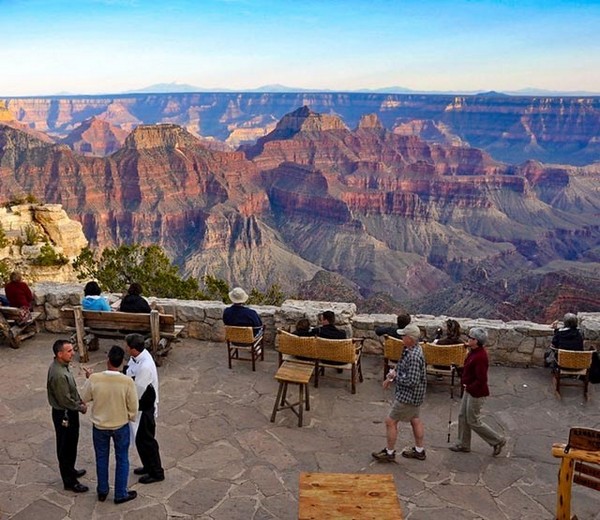 Từ trên máy bay, bạn sẽ có cái nhìn toàn cảnh Grand Canyon