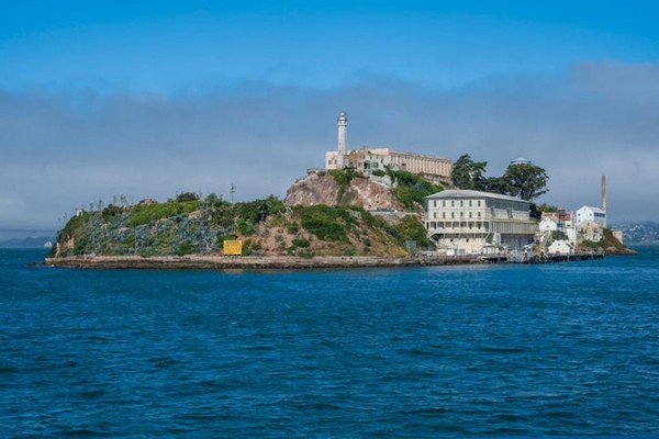 Khi đến San Francisco, bạn không thể bỏ qua cơ hội tham quan Đảo Alcatraz