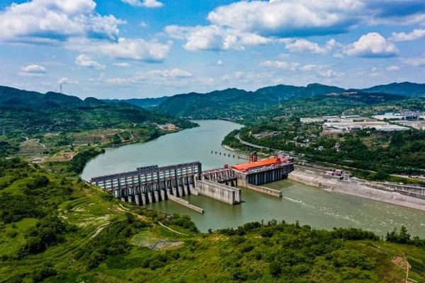 Sông Gia Lăng một trong những nhánh lớn và quan trọng nhất của sông Dương Tử