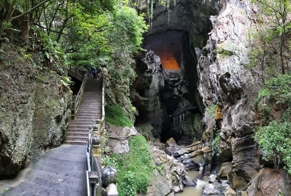 Chuyển sang cảm giác hồi hộp tại Hẻm núi kinh hoàng