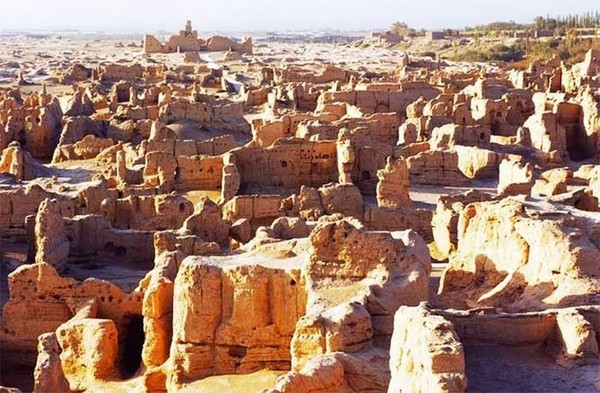 Thành cổ Loulan là điểm đến thách thức sự tò mò của những nhà thám hiểm