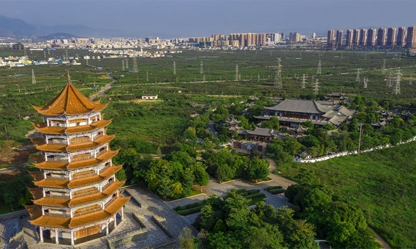 Lầu Chu Tử Mông Tự Kiệt Tác Giữa Vườn Lựu Huyền Bí Vân Nam