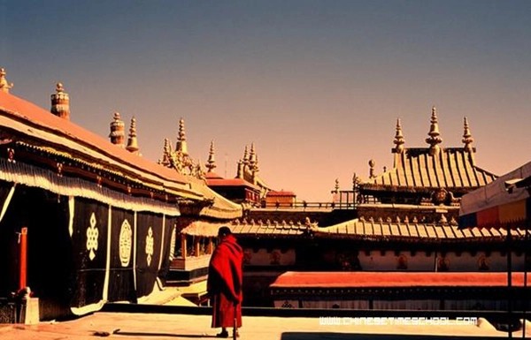 Một góc của đền Jokhang