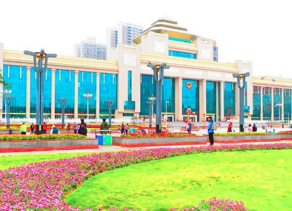 Đến Nam Ninh nhớ ghé thăm Quảng trường Dân tộc