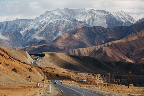 Roadtrip cao nguyên Pamir Highway là con đường cao tốc trải nhựa cao thứ hai thế giới