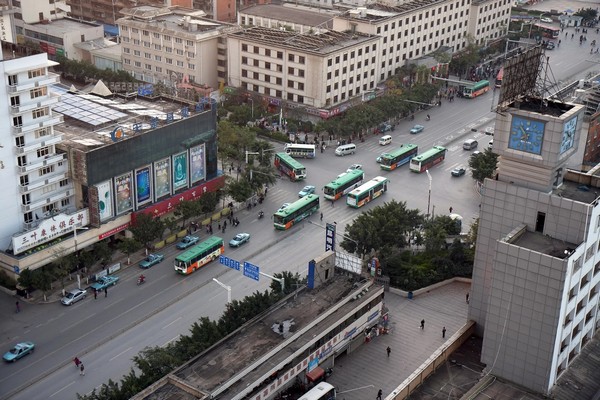 Dịch vụ xe buýt sân bay cũng cung cấp nhiều tuyến đường linh hoạt