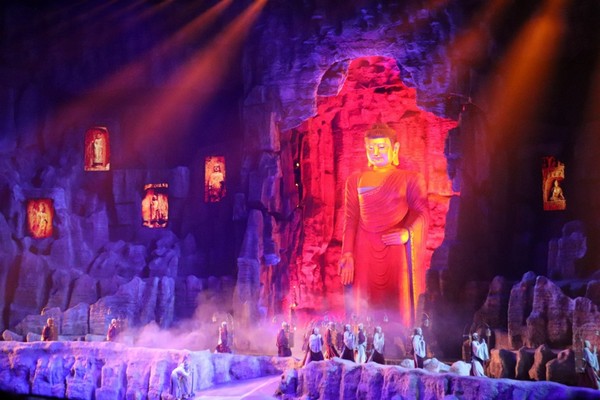 Cơn mưa xuất hiện như một dấu hiệu tốt lành