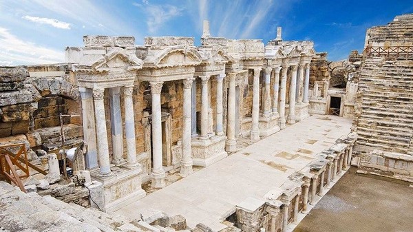 Thành phố Hierapolis hiện lên như một điểm đến không thể bỏ qua