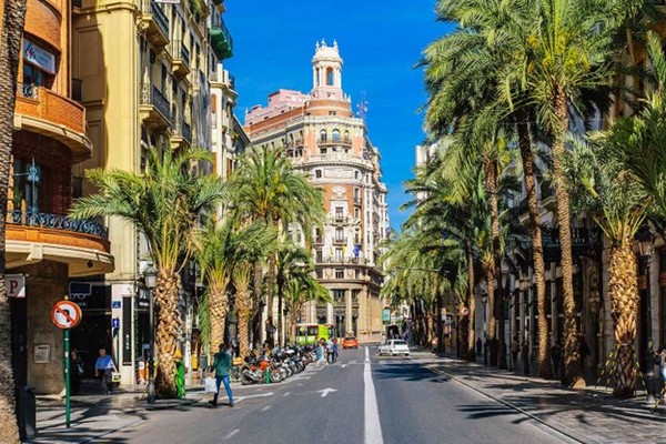 Valencia còn làm say lòng du khách bởi vô vàn lựa chọn lưu trú độc đáo và đẳng cấp