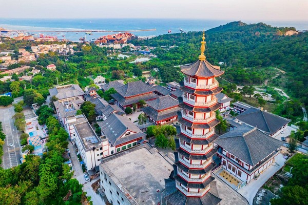 Chùa Phổ Độ là một thánh địa Phật giáo linh thiêng