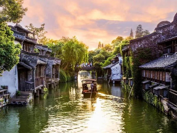 Khám phá Cổng Tây Ô Trấn với những di tích lịch sử có 1-0-2