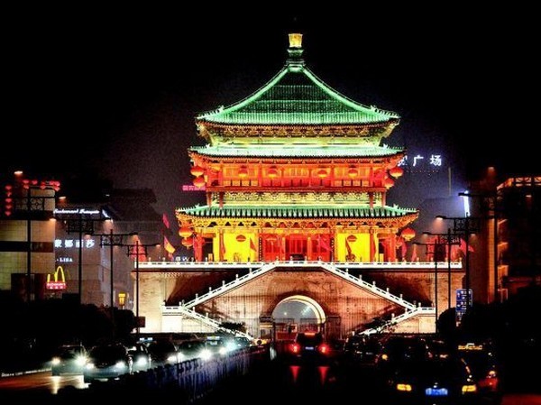 Tháp Chuông Tây An - Điểm đến lịch sử, văn hóa nên ghé một lần trong đời