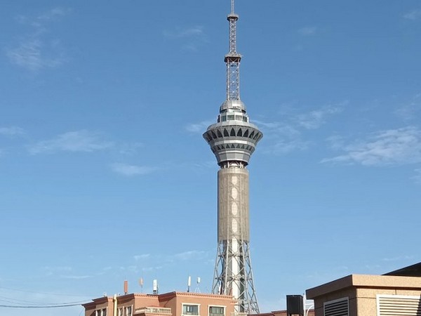Tháp Côn Lôn tọa lạc tại vị trí đắc địa thuộc thành phố Kashgar