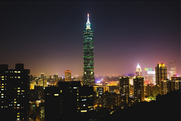 Tháp Đài Bắc 101 về đêm