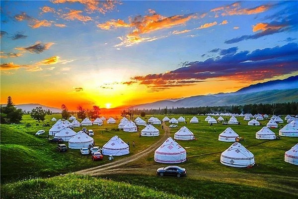 Nalati được người Mông Cổ gọi là 