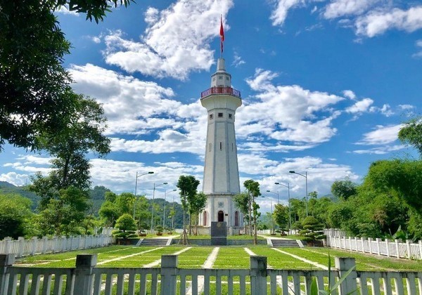 OUR HÀ NỘI - LÀO CAI - LŨNG PÔ - NGẢI THẦU - Y TÝ