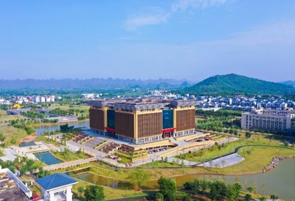 Trường đại học Sư phạm Quảng Tây đã xây dựng một bộ sưu tập tài liệu khổng lồ