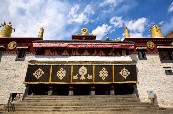 Tu viện Sera mang ý nghĩa vô cùng to lớn