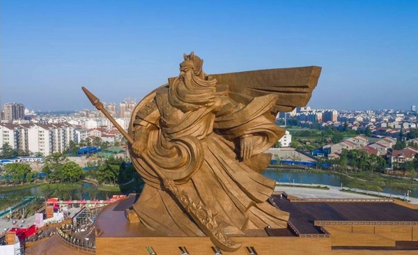 Tượng Quan Công Khổng Lồ Ở Kinh Châu: Biểu Tượng Uy Nghi Giữa Lòng Lịch Sử