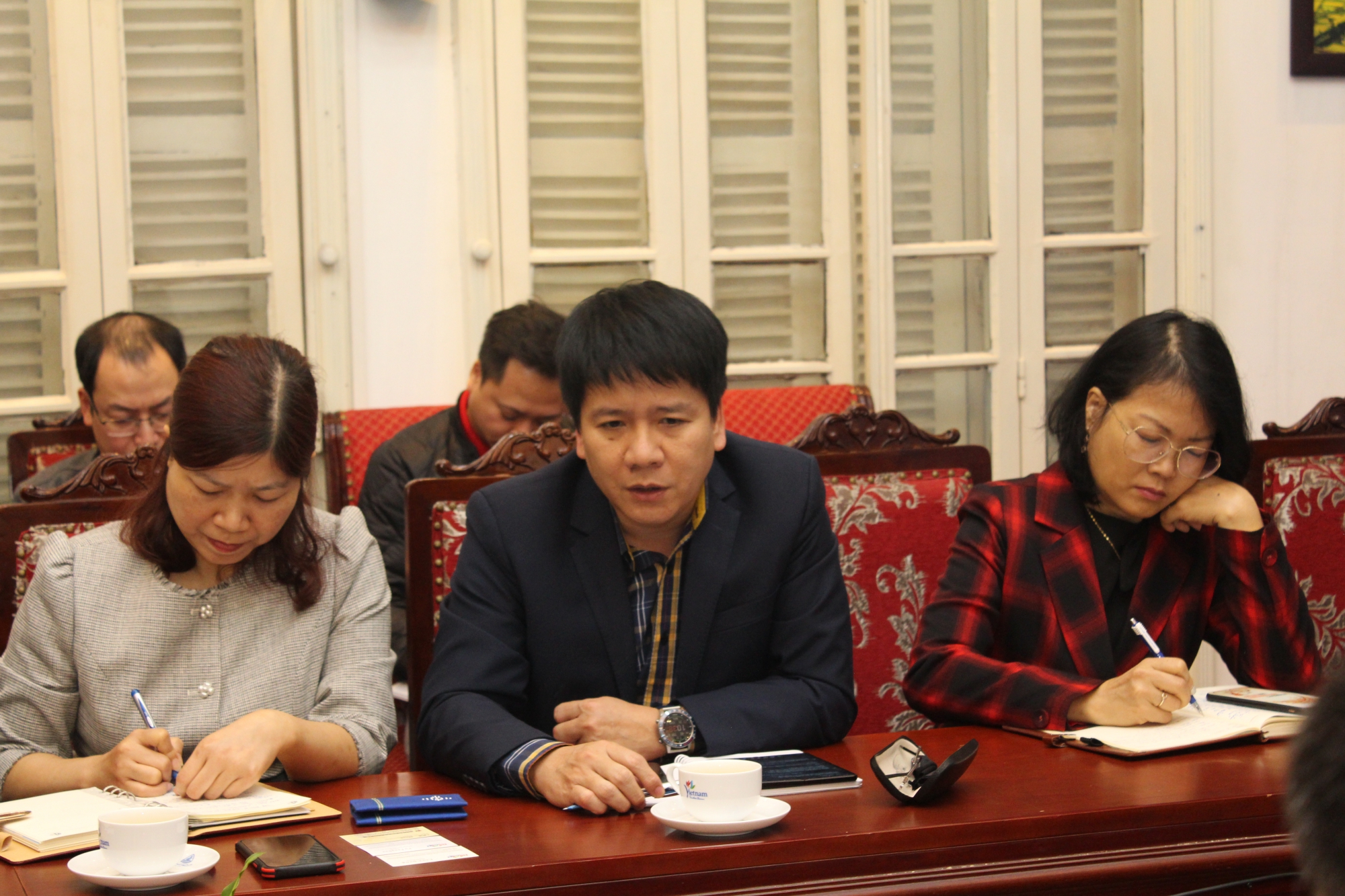 Ông Dương Hoài Nam - Giám đốc khu vực miền Bắc của VietjetAir phát biểu tại buổi làm việc (Ảnh: TITC)