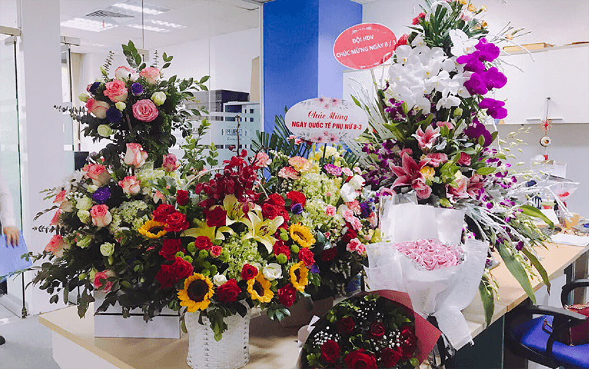 NGÀY 20/10 Ý NGHĨA CỦA CBNV KIM LIÊN TRAVEL